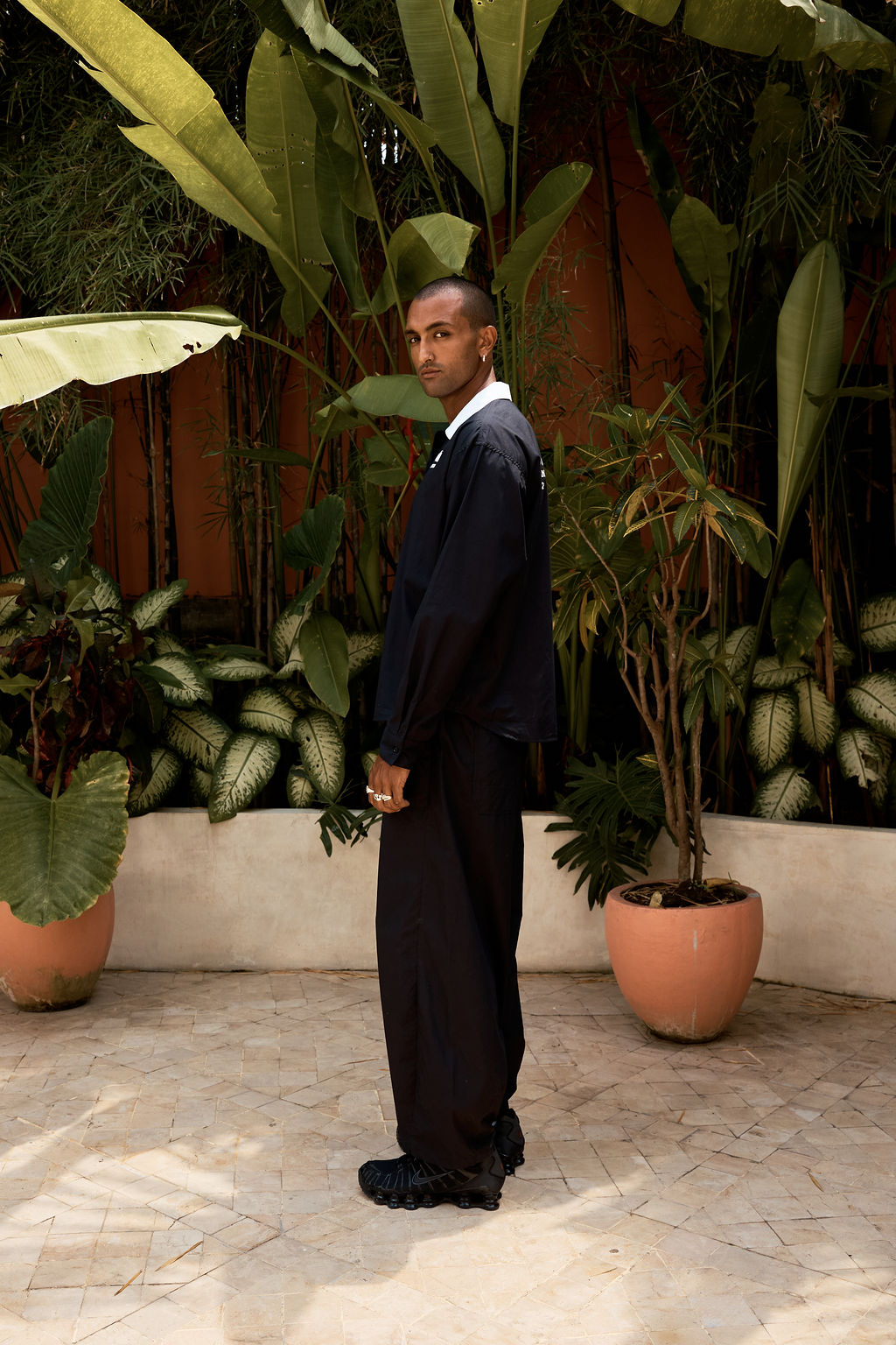 METAMORPHOSIS BLACK SHIRT